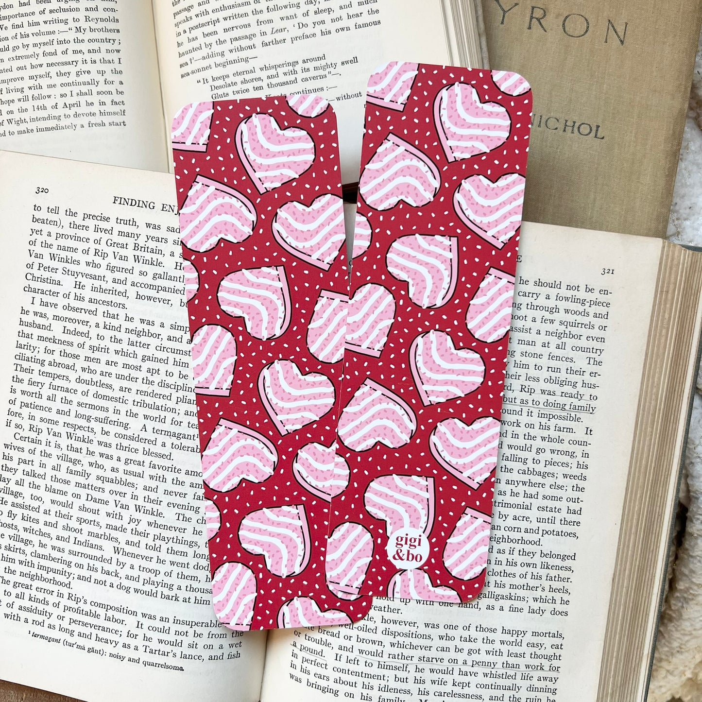 Pink heart cake bookmark