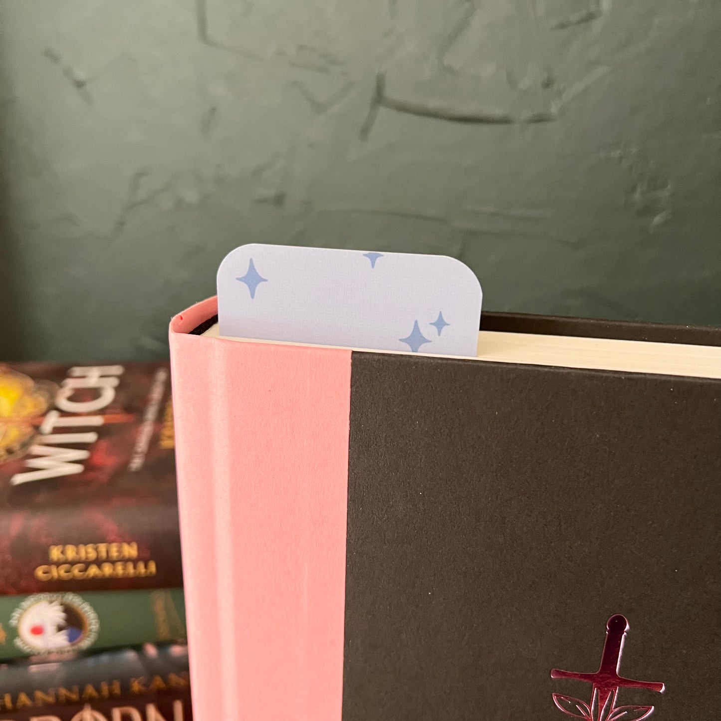 Gorgeous Gorgeous Girls Love to Read Fantasy Romance bookmark