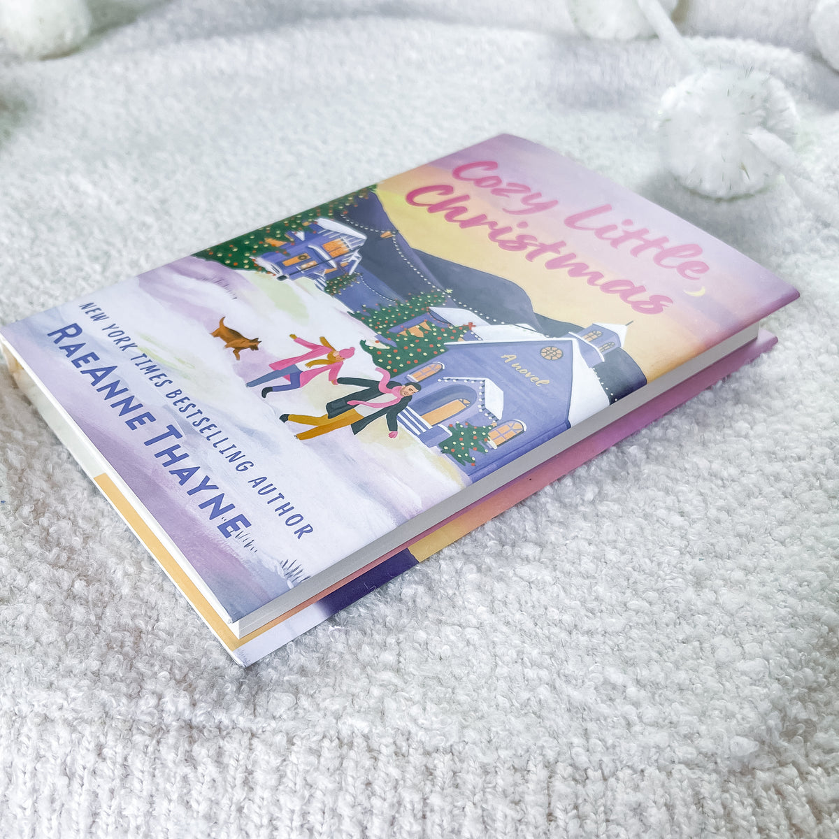 Cozy Little Christmas by RaeAnne Thayne