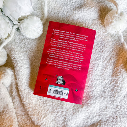 Loving a Vampire is Total Chaos (UK Edition) by Aura Hayes