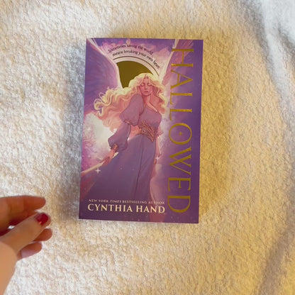 Hallowed (UK Edition) by Cynthia Hand